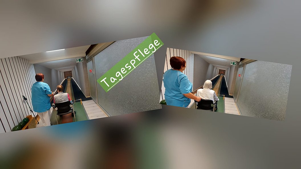 Zwei Fotos nebeneinander zeigen eine Pflegekraft in blauer Kleidung, die eine ältere Person im Rollstuhl einen Flur entlang schiebt, auf dem linken Foto steht der grüne Schriftzug 'Tagespflege'