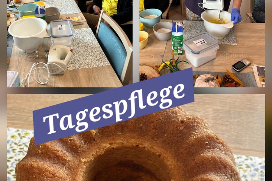 Blick auf einen Gugelhupf in der Tagespflege mit Menschen am Tisch und Aktivitäten in der Küche.
